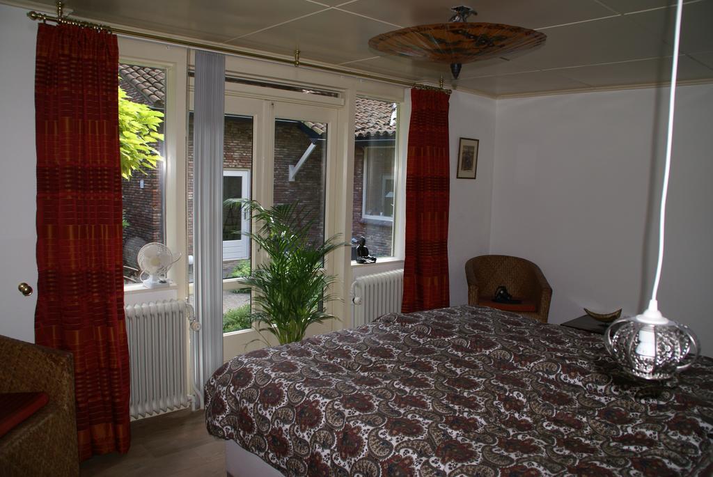 B&B Atelier Maarbeek Хеллендорн Номер фото